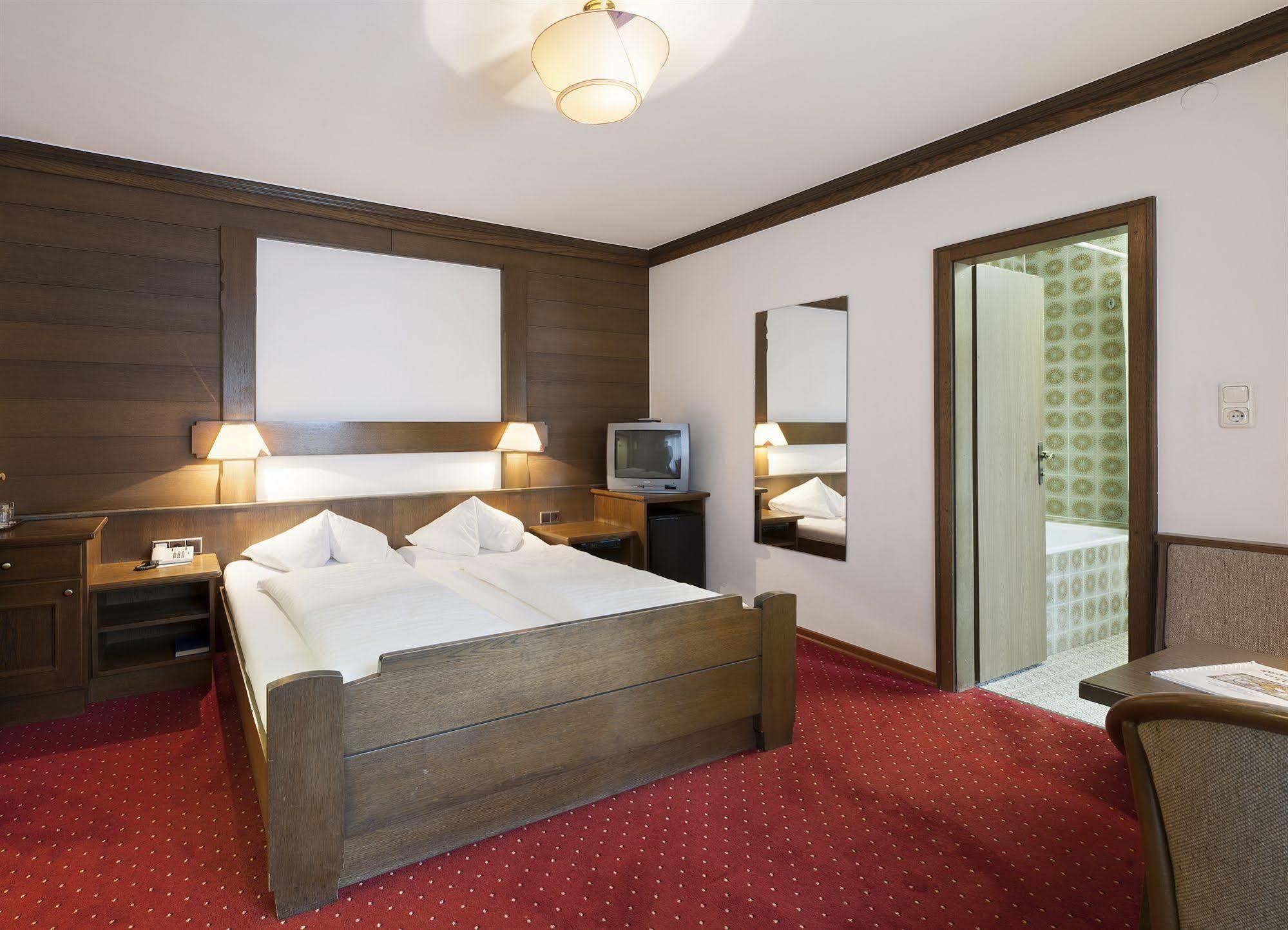 Hotel Goldener Loewe Kufstein Extérieur photo