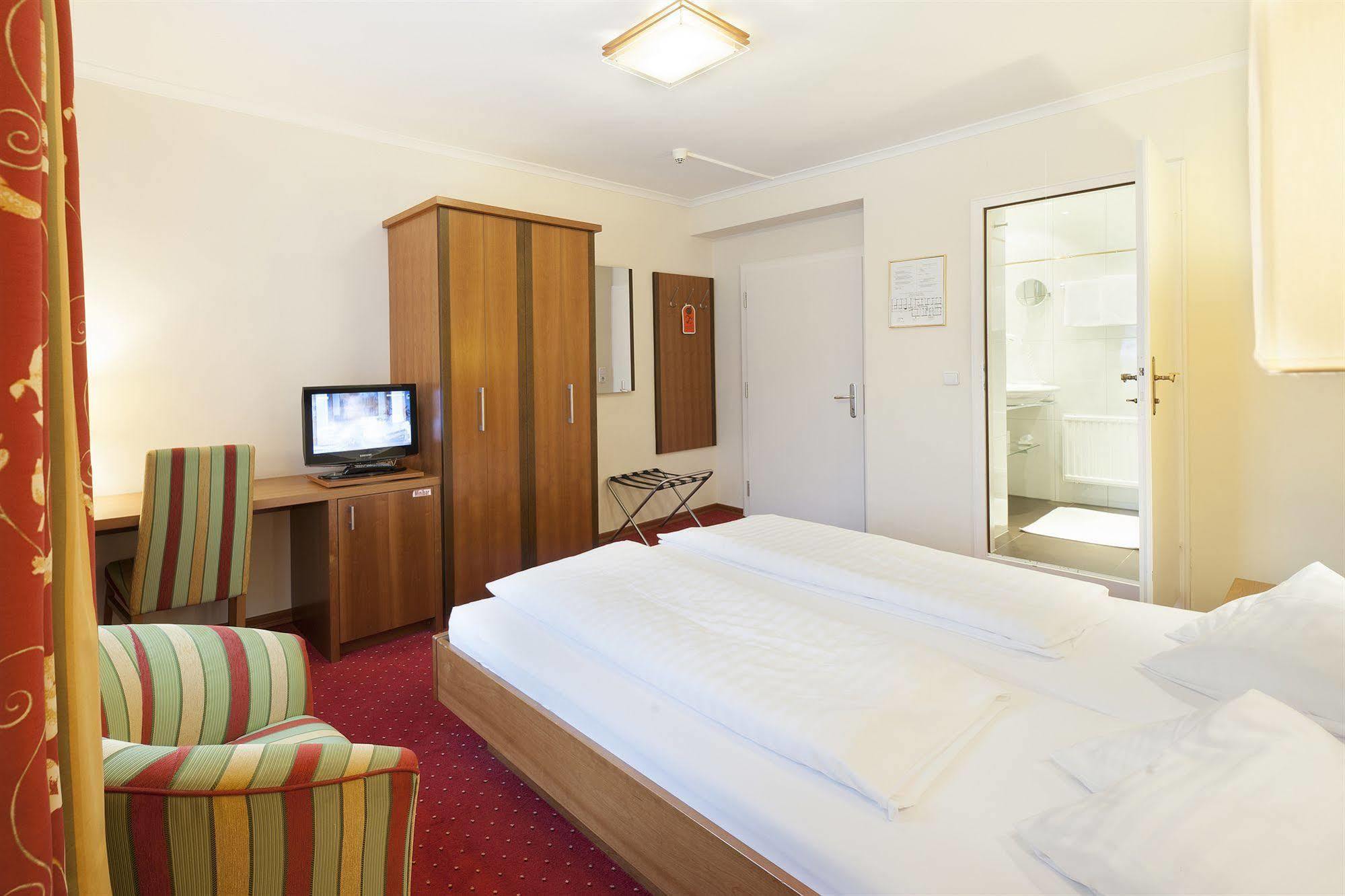 Hotel Goldener Loewe Kufstein Extérieur photo