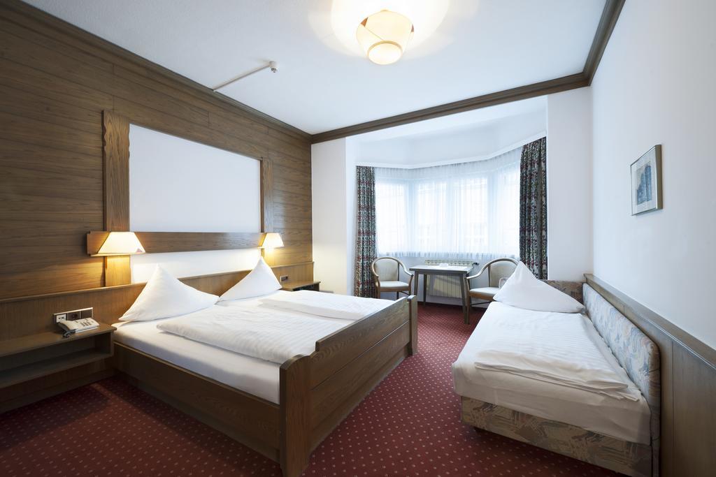 Hotel Goldener Loewe Kufstein Chambre photo